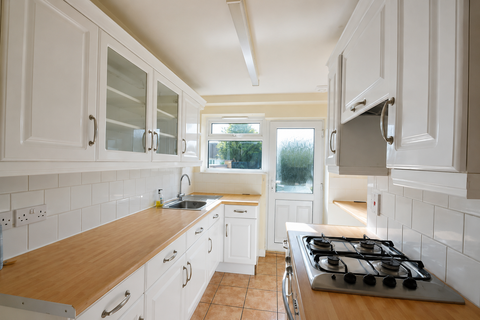 3 bedroom terraced house to rent, Keyham Lane West, Netherhall, Leicester LE5