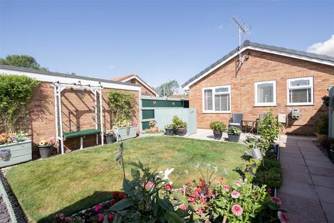 2 bedroom detached bungalow for sale, Camellia Close, Driffield