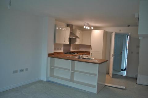 2 bedroom house to rent, Rutherford Way, Biggleswade