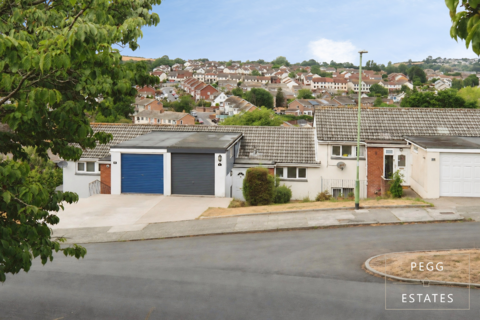 3 bedroom terraced house for sale, Waterleat Avenue, Paignton