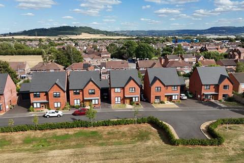 4 bedroom detached house for sale, Porter Close, Longlevens, Gloucester