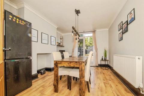 3 bedroom semi-detached house for sale, Clapgate Lane, Ipswich