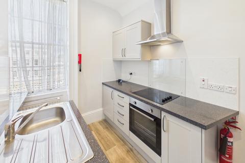 Studio to rent, Devonshire House, 89 Bath Road, Cheltenham, Gloucestershire, GL53