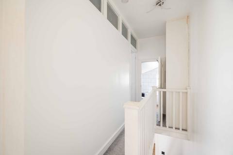 2 bedroom terraced house for sale, The Crescent, Slough  SL1