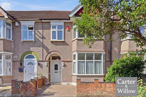 3 bedroom terraced house to rent, Netherfield Gardens, Barking, Essex
