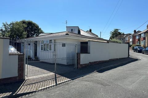 2 bedroom detached bungalow for sale, Greenway Avenue, Rumney, Cardiff