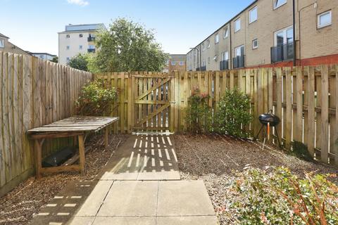 4 bedroom end of terrace house for sale, White Star Place, Southampton, Hampshire, SO14