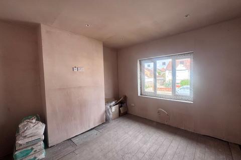 4 bedroom semi-detached house for sale, 23 Sandbrook Road, Southport, Merseyside, PR8 3JH