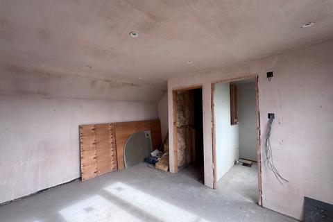 4 bedroom semi-detached house for sale, 23 Sandbrook Road, Southport, Merseyside, PR8 3JH