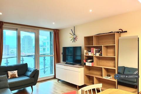 2 bedroom flat to rent, Ensign House, London, SW8