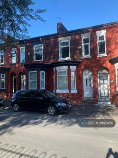 3 bedroom terraced house to rent, Highfield Road, Salford, M6