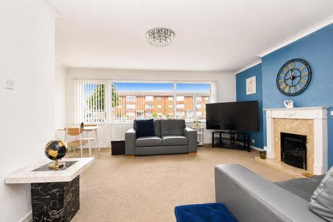 2 bedroom flat for sale, Kingston Road, Willerby, Hull
