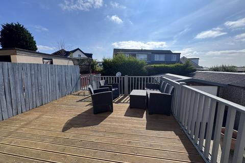 3 bedroom semi-detached house for sale, Royds Hall Lane, Bradford