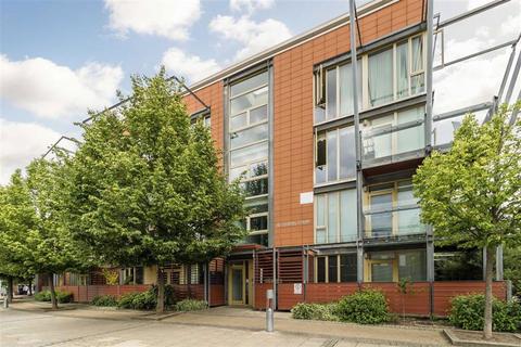 2 bedroom flat to rent, School Square, London SE10