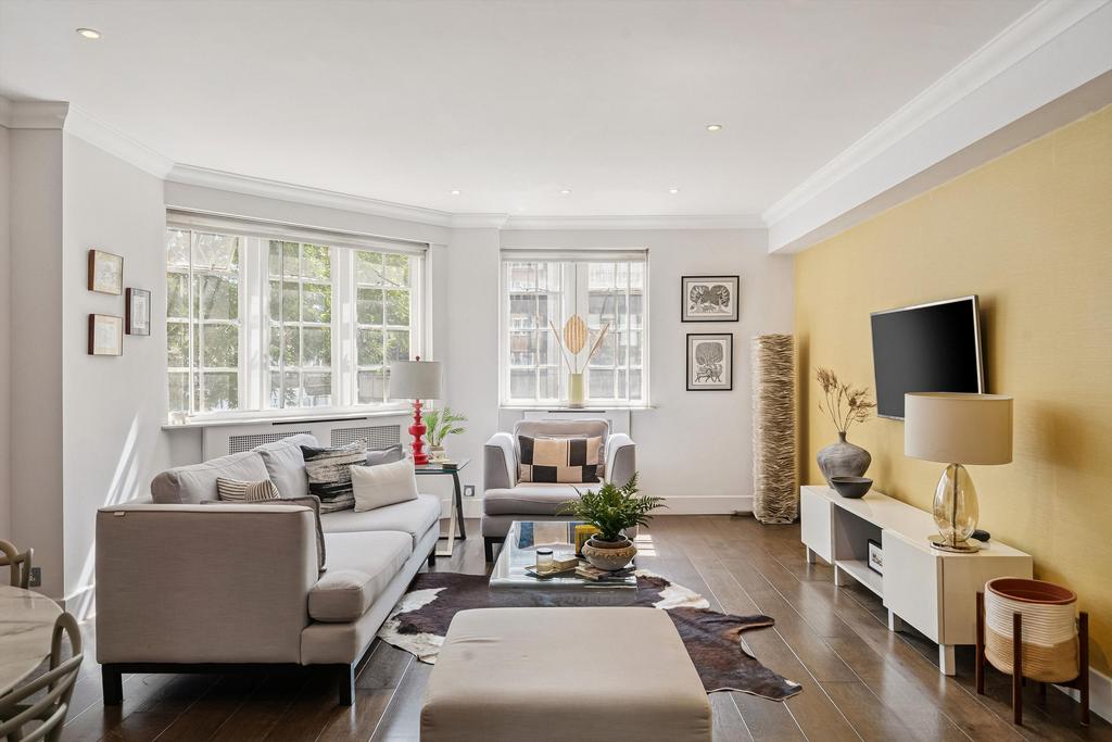 House in London - View 3