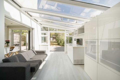 5 bedroom semi-detached house for sale, Fitzalan Road, London N3
