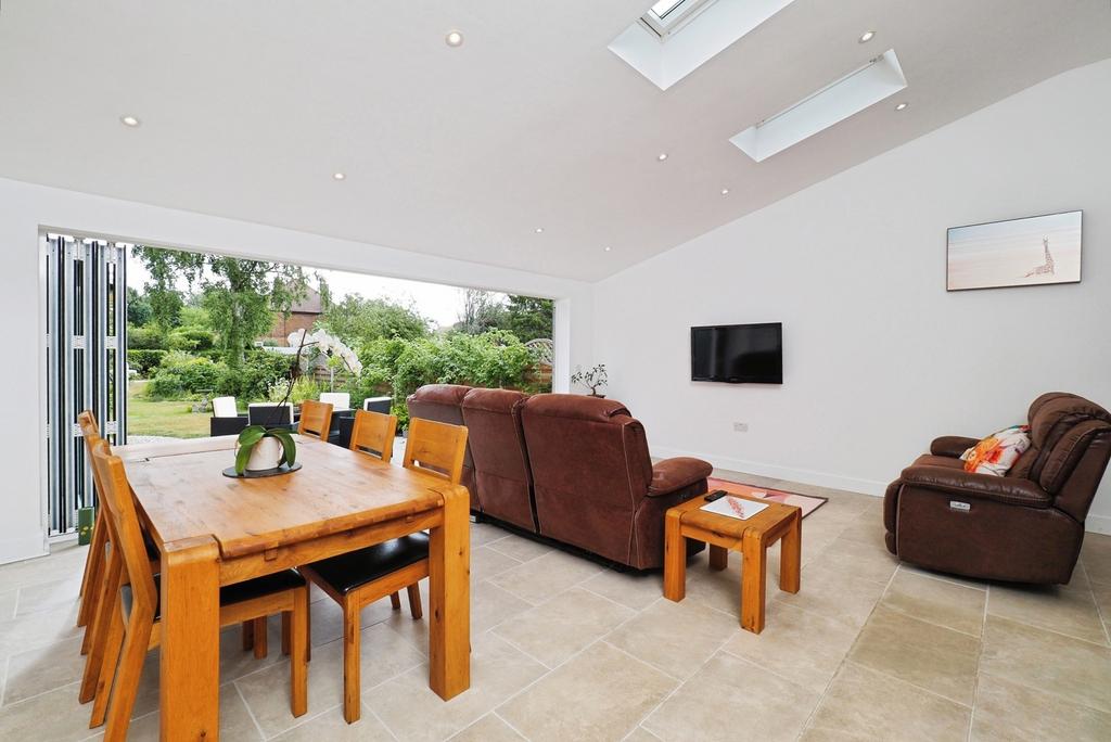 House in Nottingham - View 6