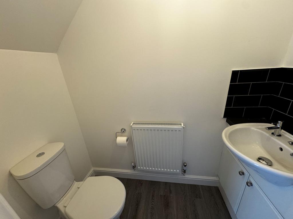 House in Swindon - View 5