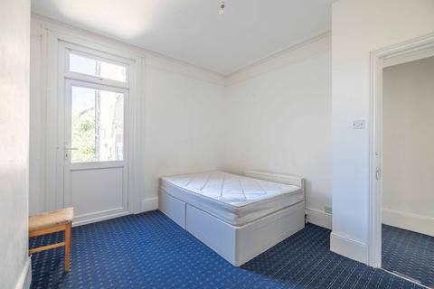 2 bedroom maisonette for sale, Hencroft Street South, Slough SL1