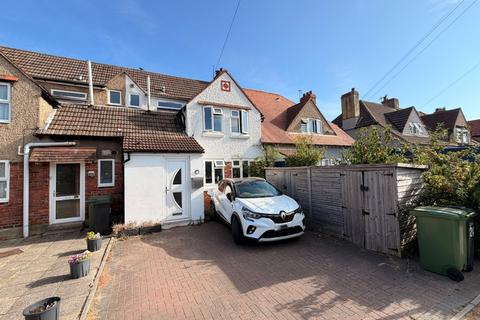 3 bedroom terraced house to rent, Cadnam Road, Eastney, Portsmouth, PO4