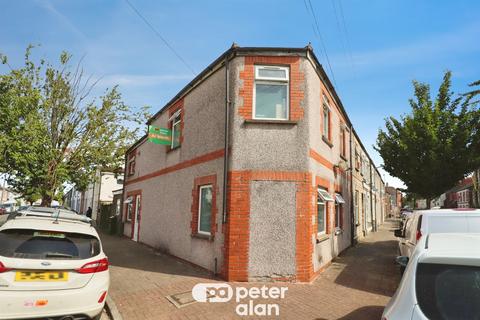 3 bedroom end of terrace house for sale, Pearl Street, Cardiff