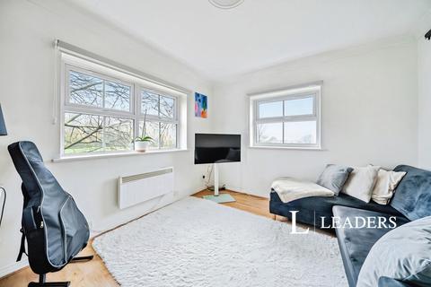 1 bedroom apartment for sale, Chelveston Crescent, Southampton, Hampshire