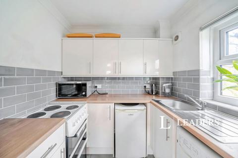 1 bedroom apartment for sale, Chelveston Crescent, Southampton, Hampshire