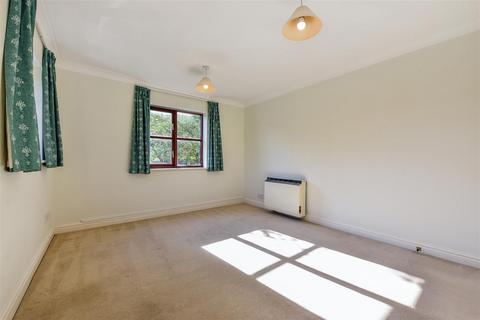 1 bedroom apartment to rent, Woodlands Lane, Chichester
