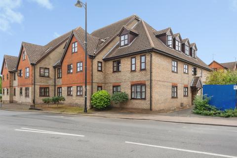 1 bedroom flat for sale, Station Road, March