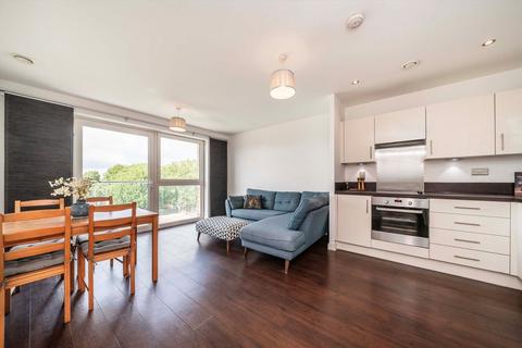 2 bedroom flat to rent, Yeoman Street, London SE8