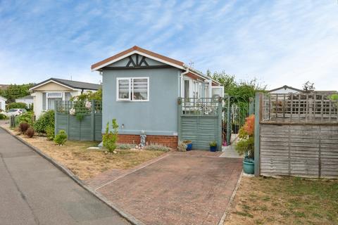 1 bedroom mobile home for sale, Three Star Park, Bedford Road, Lower Stondon, Henlow, SG16