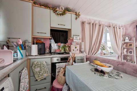 1 bedroom mobile home for sale, Three Star Park, Bedford Road, Lower Stondon, Henlow, SG16