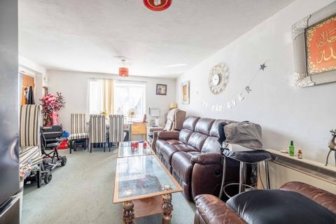 1 bedroom apartment for sale, Oatlands Drive, Slough SL1