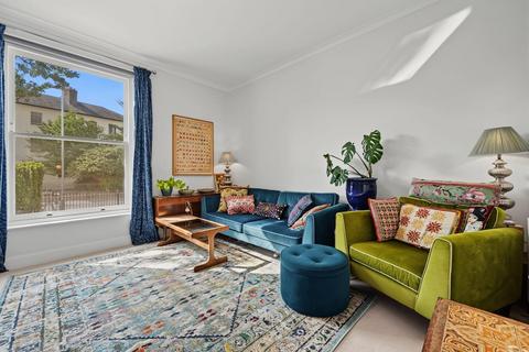 1 bedroom flat for sale, Albion Road, London, N16