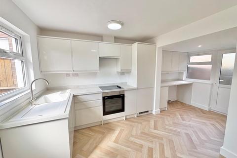 3 bedroom terraced house for sale, Flapper Fold Lane, Atherton, Manchester