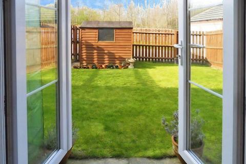 3 bedroom end of terrace house to rent, Darwin Crescent, Leicestershire LE11