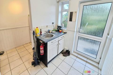 4 bedroom terraced house to rent, Wilberforce Road, NORWICH