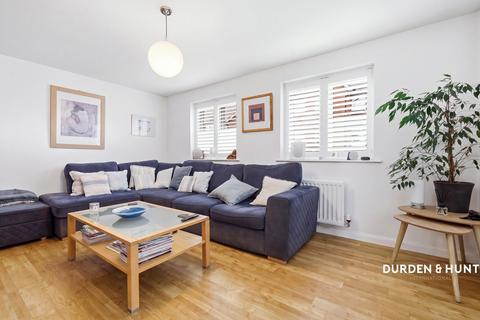 3 bedroom detached house for sale, Elstar Road, Ongar, CM5