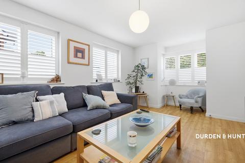 3 bedroom detached house for sale, Elstar Road, Ongar, CM5