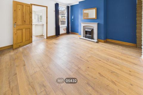 4 bedroom terraced house to rent, Dunhill Road, Goole, East Yorkshire, DN14 6SS