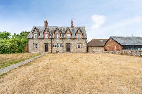 2 bedroom semi-detached house to rent, Ivy Cottages, Selsey Road, Donnington, PO20