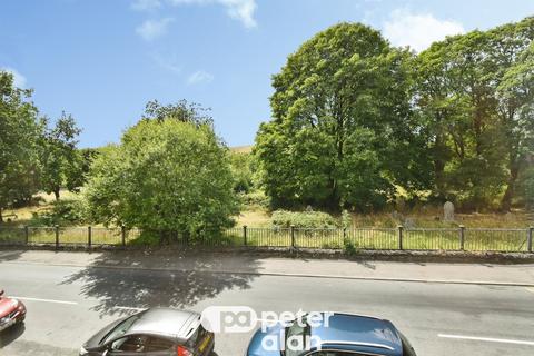 3 bedroom flat for sale, High Street, Rhymney, Tredegar