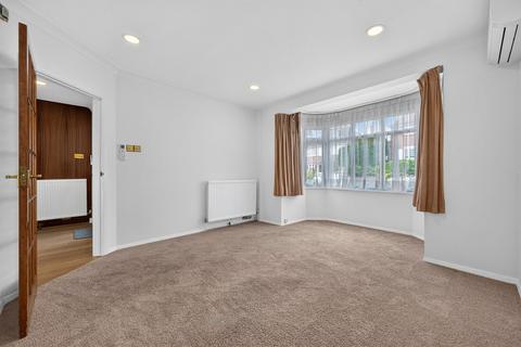 3 bedroom detached house for sale, Winscombe Way, Stanmore, London, HA7