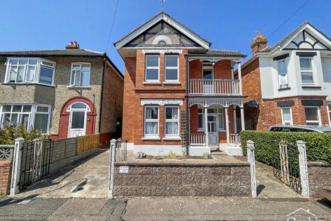 4 bedroom detached house for sale, Frederica Road, Bournemouth, BH9 2
