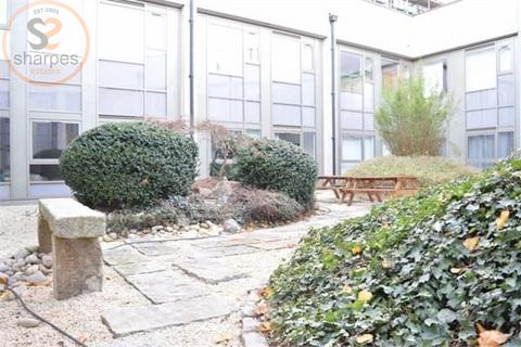 undefined, Tryon Apartments, Hounslow, Greater London