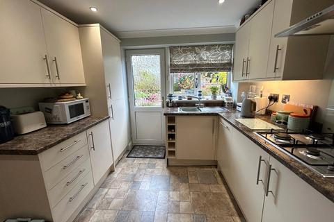 3 bedroom semi-detached house for sale, Ffordd Angharad, Llanfairpwllgwyngyll, Sir Ynys Mon, LL61