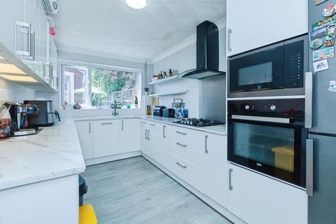 3 bedroom semi-detached house for sale, Farrier Lane, Leicester