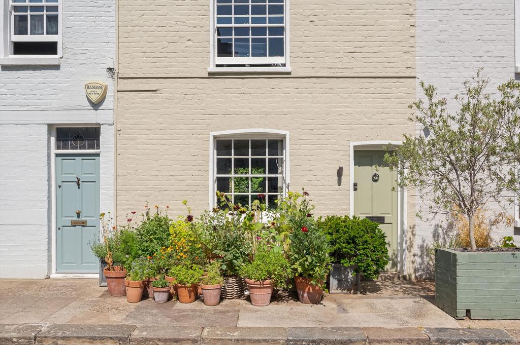 House in London, Lot's Village, Earl's Court - View 5