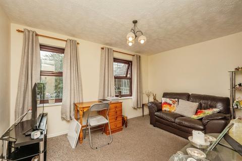 1 bedroom flat for sale, Spa Road, Weymouth
