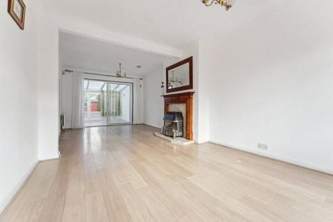 3 bedroom semi-detached house for sale, Lynhurst Crescent, Hillingdon, Middlesex, UB10
